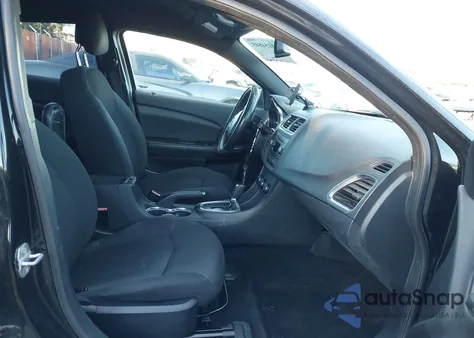 2012 Dodge Avenger Se z USA, uszkodzony, nr VIN 1C3CDZAG2CN260932